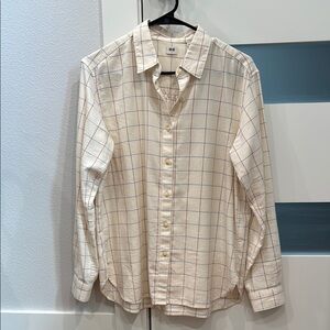 Uniqlo Oversized lightweight button-up flannel
